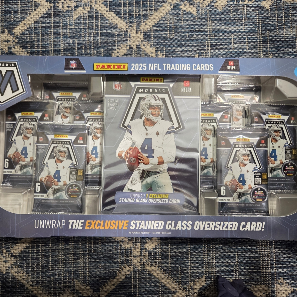 Panini 2025 Mosaic Football Box - White and Black